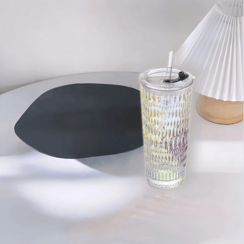 Vaso de Vidrio con Tapa, Diseño Elegante Transparente